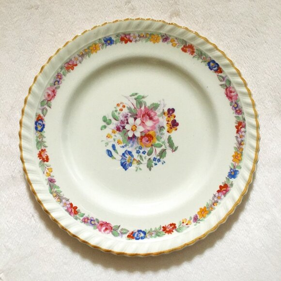 Vintage Old Staffordshire Johnson Bros England MARLOW Dessert Plate #4 - Picture 1 of 6